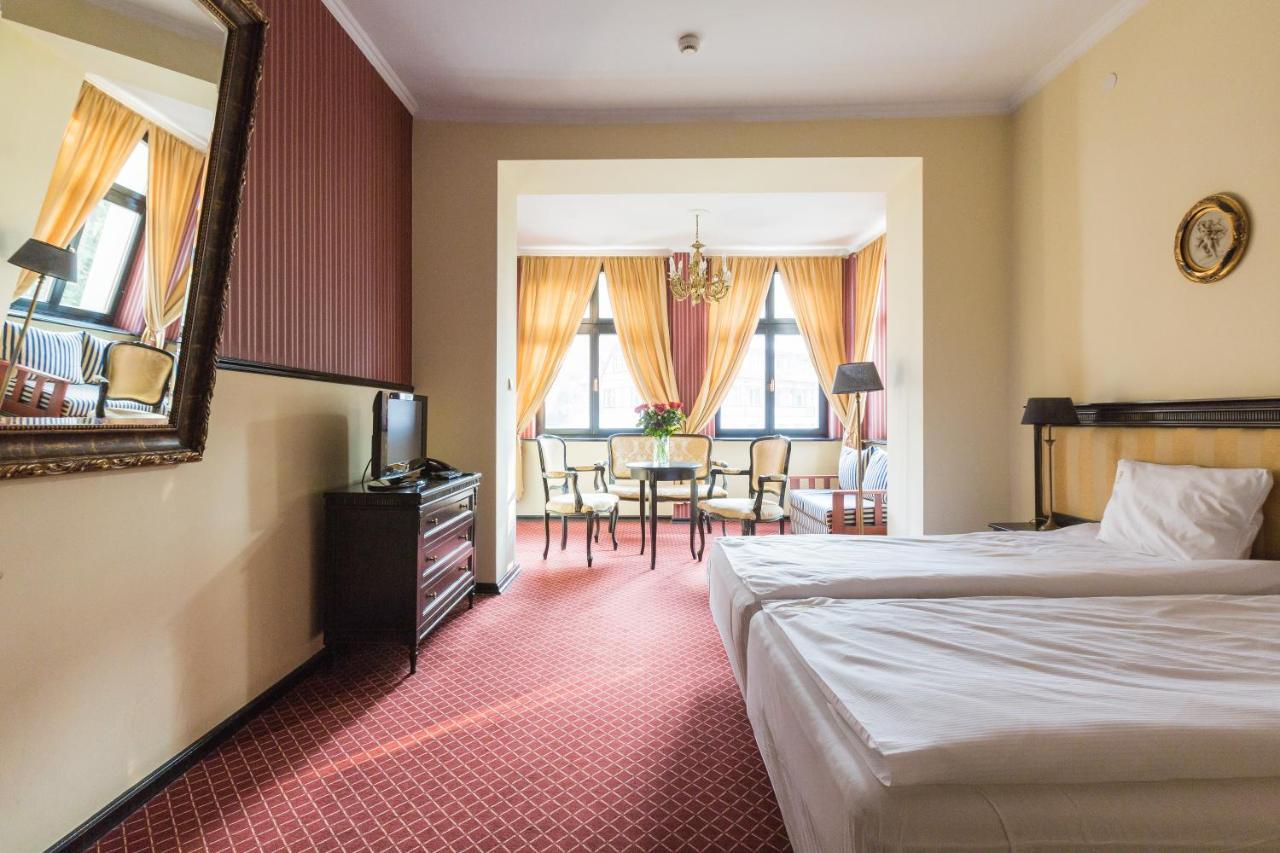 Hotel Fryderyk Duszniki Zdroj Room photo